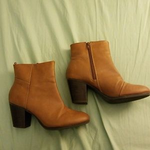 Tan/Brown Booties